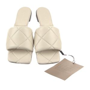 Bottega Veneta quilted leather slides IT 36.5 / US 6.5